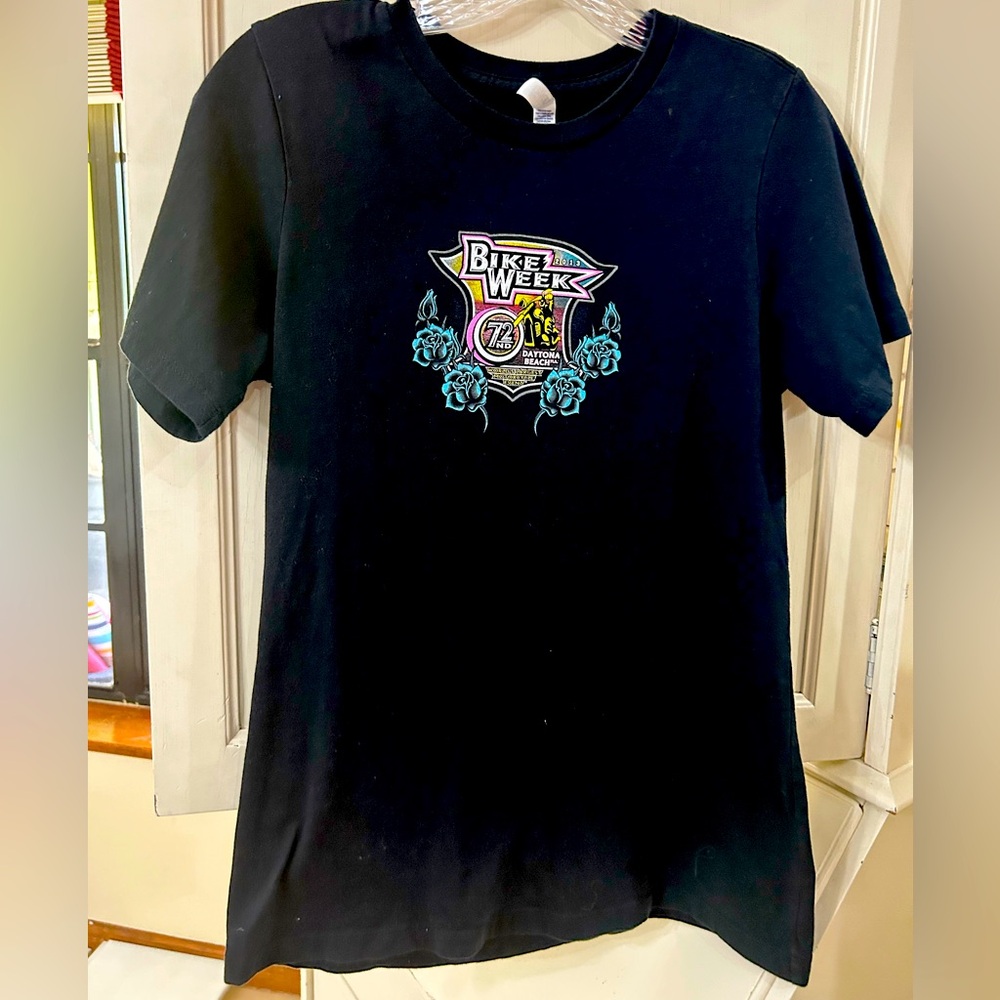 BELLA Missy ladies 72nd Bike Week tee shirt 2013 Med.